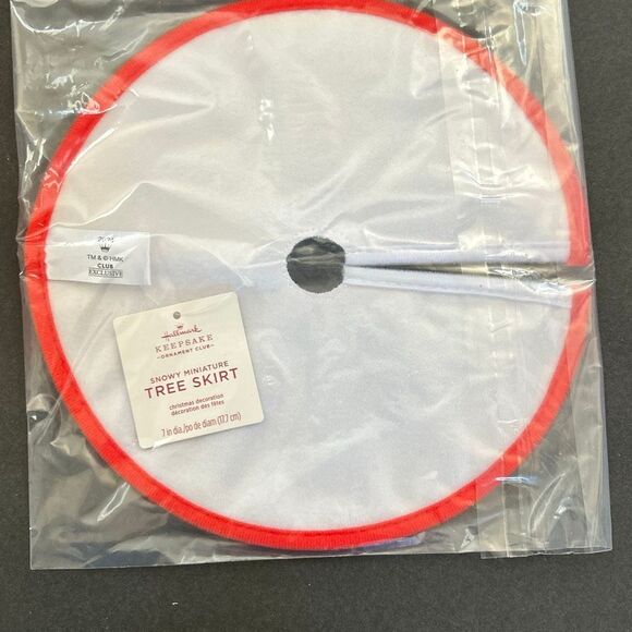 Hallmark Keepsake Ornament Club Members Exclusive Box Set 2024 Ollie Lia Shoppe - Picture 5 of 10